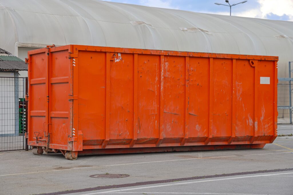 Open Top Roll-Off Dumpsters: What to Know Before You Rent